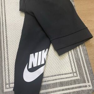 NWOT Nike Kids Black Leggings. No damage or stains, Never Worn